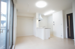 メゾン清里三番館 102号-3