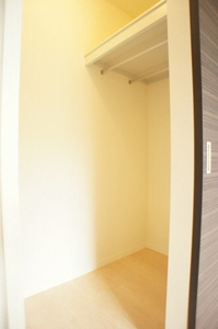 シャトレー古河 202号-11