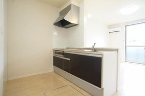 クローバーメゾン 102号-5