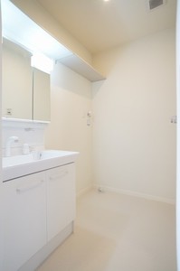 シャーメゾン城山公園 201号-10