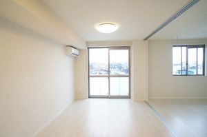 ウノ・フォレナ 202号-2