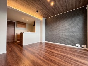アルステラ 202号-3