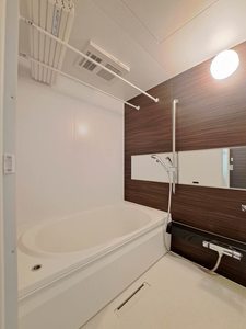 メーデン・コート 101号-9