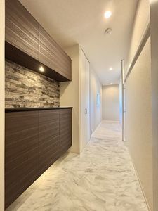 メーデン・コート 201号-15