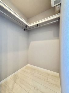 メーデン・コート 205号-14