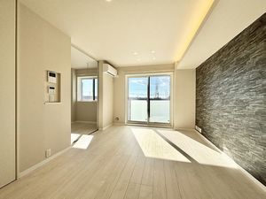 メーデン・コート 301号-6