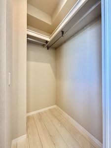 メーデン・コート 301号-14