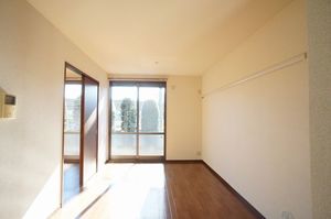 シャーメゾン中野Ａ 101号-2