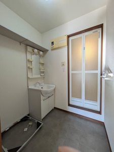 コートスクエアＤ 101号-7