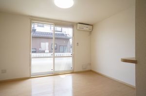 ホワイト・ポート 102号-2