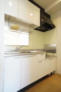 ホワイト・ポート 102号-4