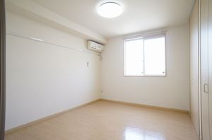 ホワイト・ポート 102号-5