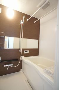 フォレスト 三室 202号-9