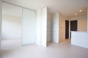 フォレスト　三室 203号-3