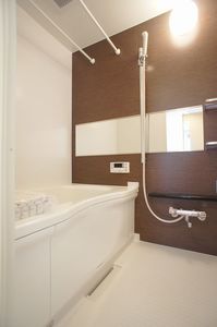 フォレスト　三室 203号-9