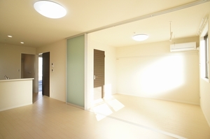 Ｈａｌｅｍａｈａｌｏ　Ｃ 102号-2