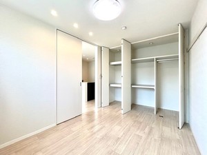 ルーシーエメラルド 203号-6