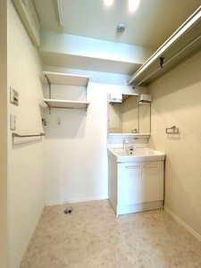 ルーシーエメラルド 203号-11