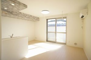 グラーツィア 205号-2