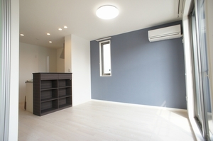 ヴィラ・フィオーレ 101号-2