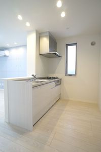 クエストコート 206号-4