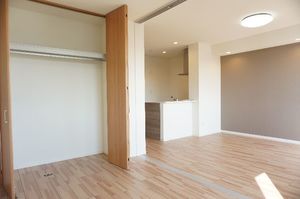H・コートクレール 203号-2