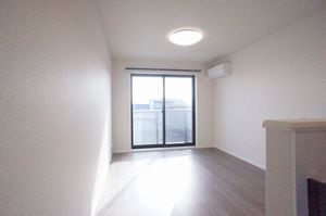 シャーメゾン庵 102号-2