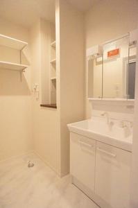 メゾン　ド　パルク 302号-7