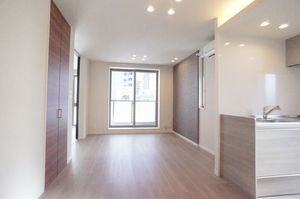 メゾン　ド　パルク 303号-2