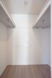 メゾン　ド　パルク 303号-5