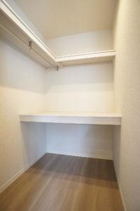 シャーメゾン表町 301号-8