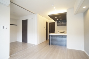 サラ　イースト 303号-5