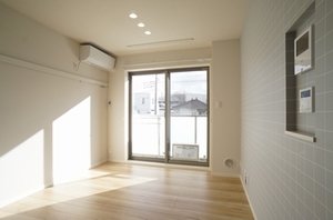 シャーメゾン　ド　マニー 202号-2