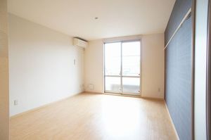 ラ・メゾン・イッコクＢ 103号-2