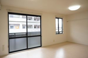 グランドール天川Ａ 203号-2