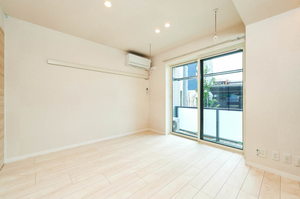 アルティスタ 101号-3