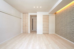 アルティスタ 103号-3