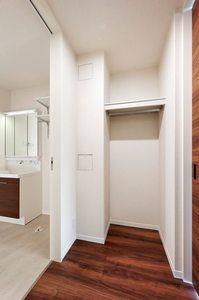 アルティスタ 302号-7