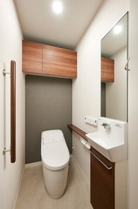 アルティスタ 302号-8