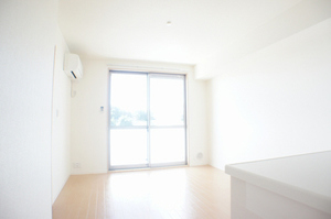 セレナヴィラ　Ｃ 203号-3