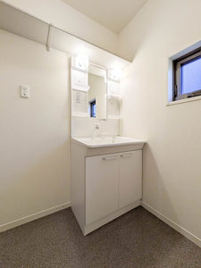 クール　ド　リヨン 103号-7