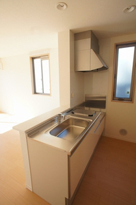 マーベリック B 202号-4