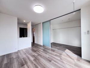 あべにゅー・こも 203号-2