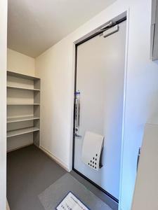 あべにゅー・こも 203号-11