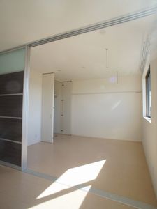 シャーメゾン吉沢 202号-5