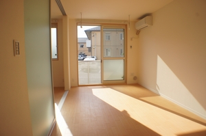 アムールＹ 103号-2