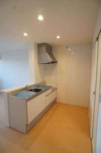 プロモントワール 103号-4