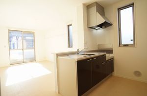 グランドソレーユ 105号-3