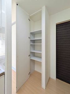 シャイニング５１ 203号-10