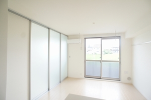 メゾン・ド・華　Ｃ 101号-4